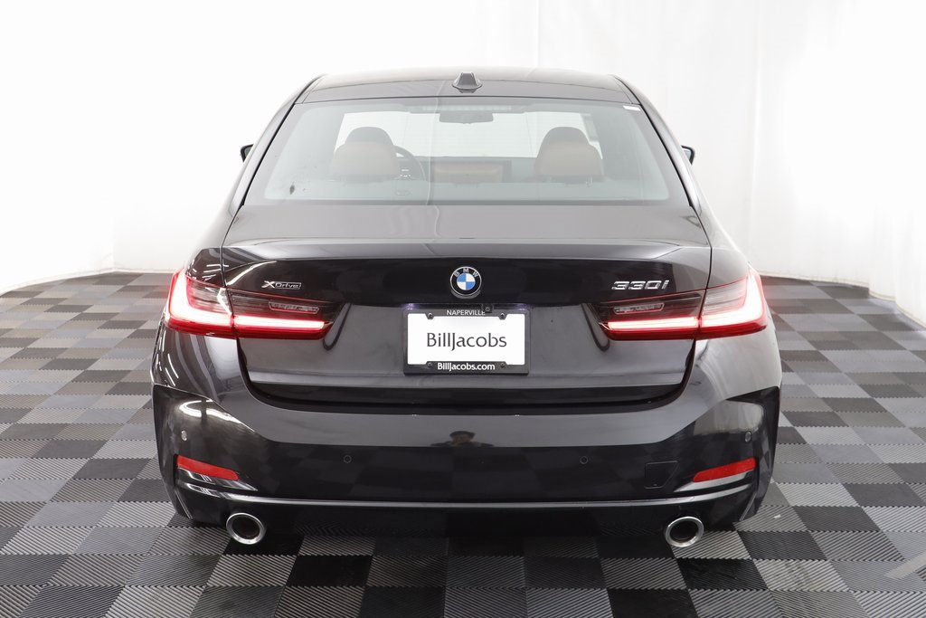 Certified 2023 BMW 330i xDrive Sedan w/ Premium Package image 17