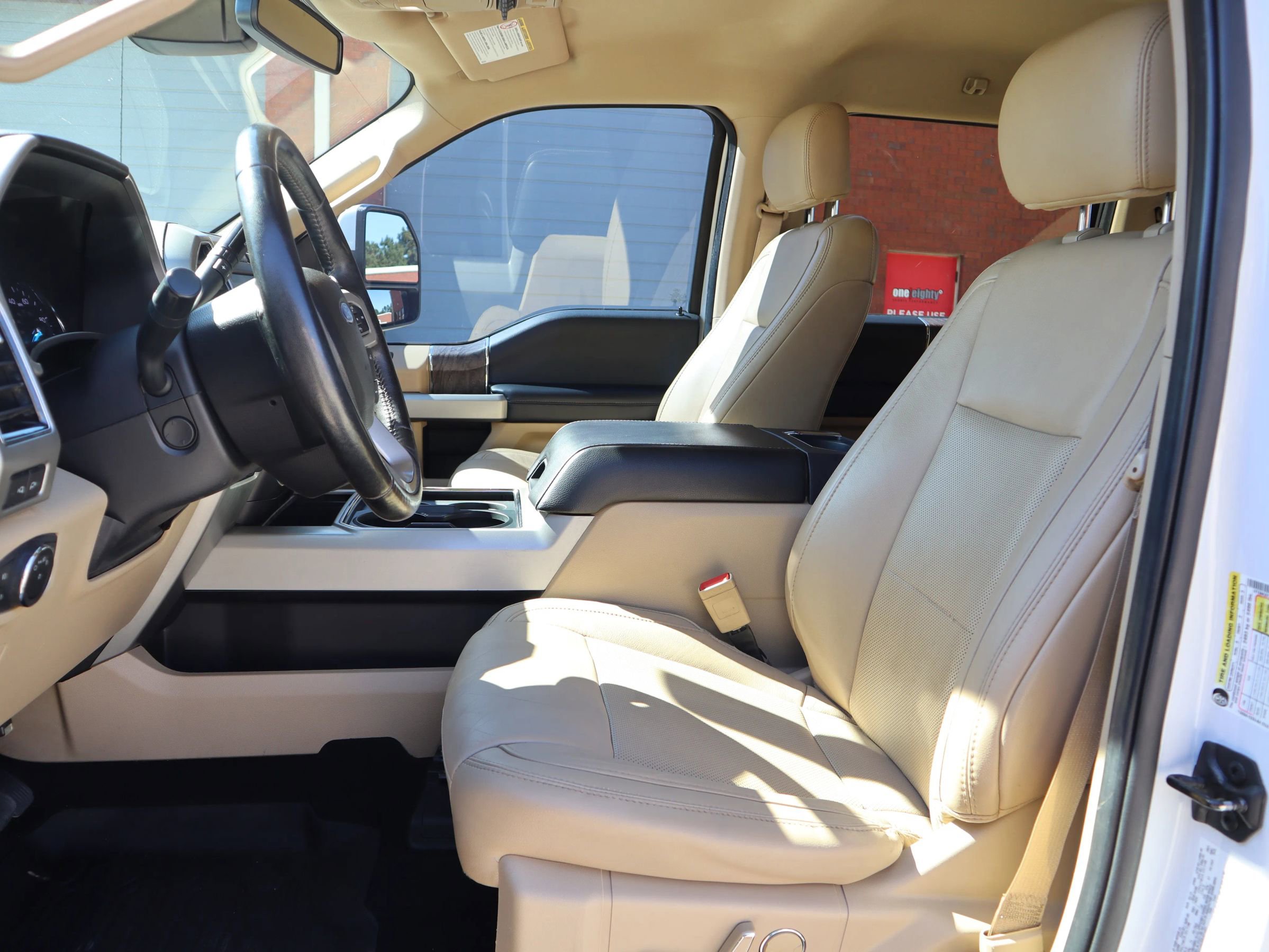 Used 2019 Ford F350 Lariat w/ Lariat Ultimate Package image 27