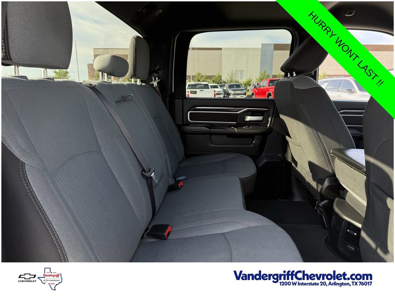 Used 2024 RAM 2500 Big Horn AWD/4WD image 25