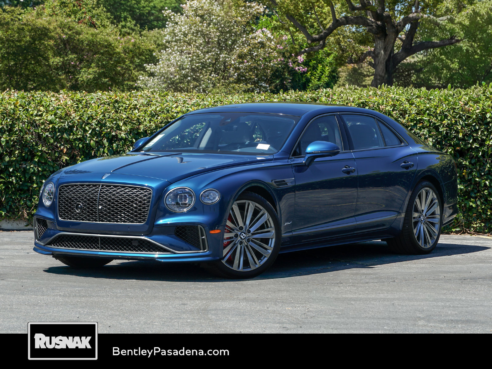 New 2025 Bentley Flying Spur Plug-In Hybrid
