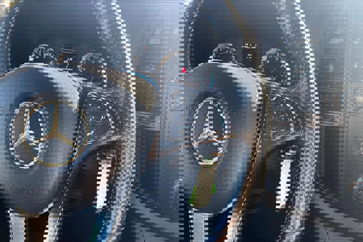 Used 2019 Mercedes-Benz Metris Passenger image 19