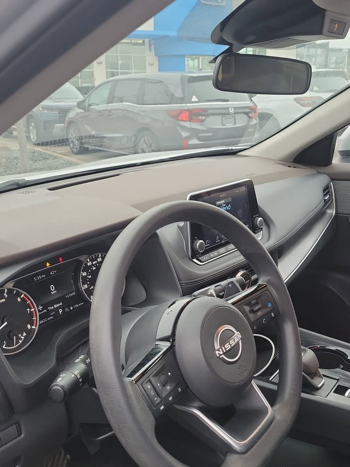 Used 2023 Nissan Rogue SV AWD/4WD image 5