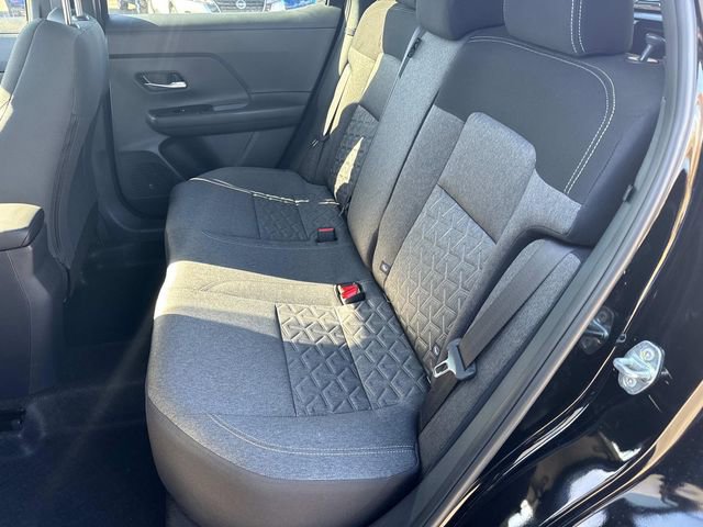 New 2026 Nissan Kicks SV w/ SV Premium Package AWD/4WD image 15