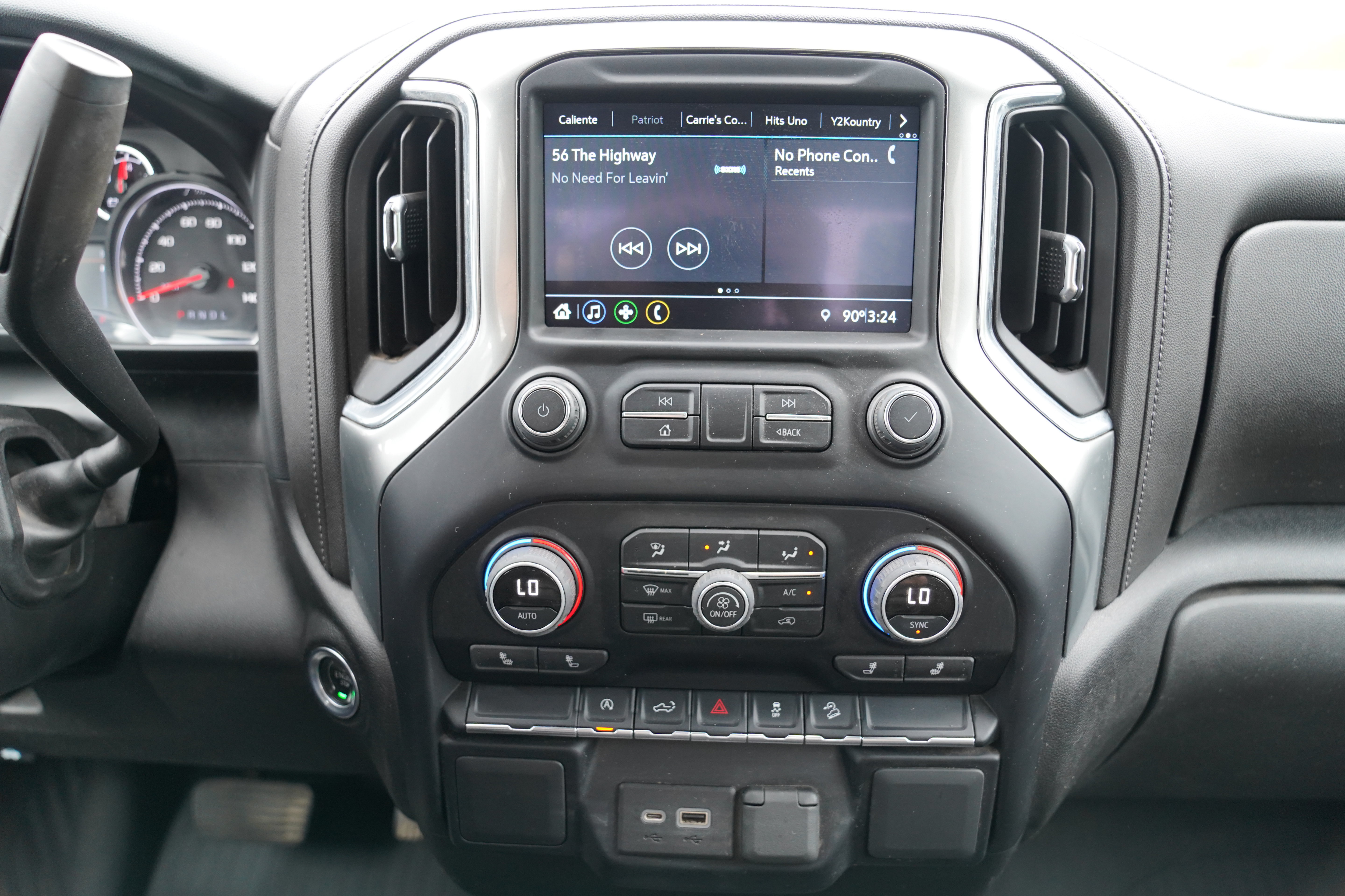 Used 2022 Chevrolet Silverado 1500 RST AWD/4WD image 21