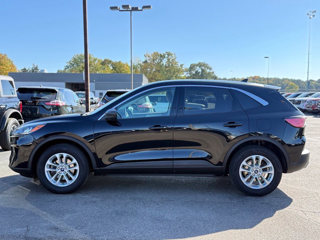 Used 2022 Ford Escape SE w/ Cold Weather Package AWD/4WD image 35