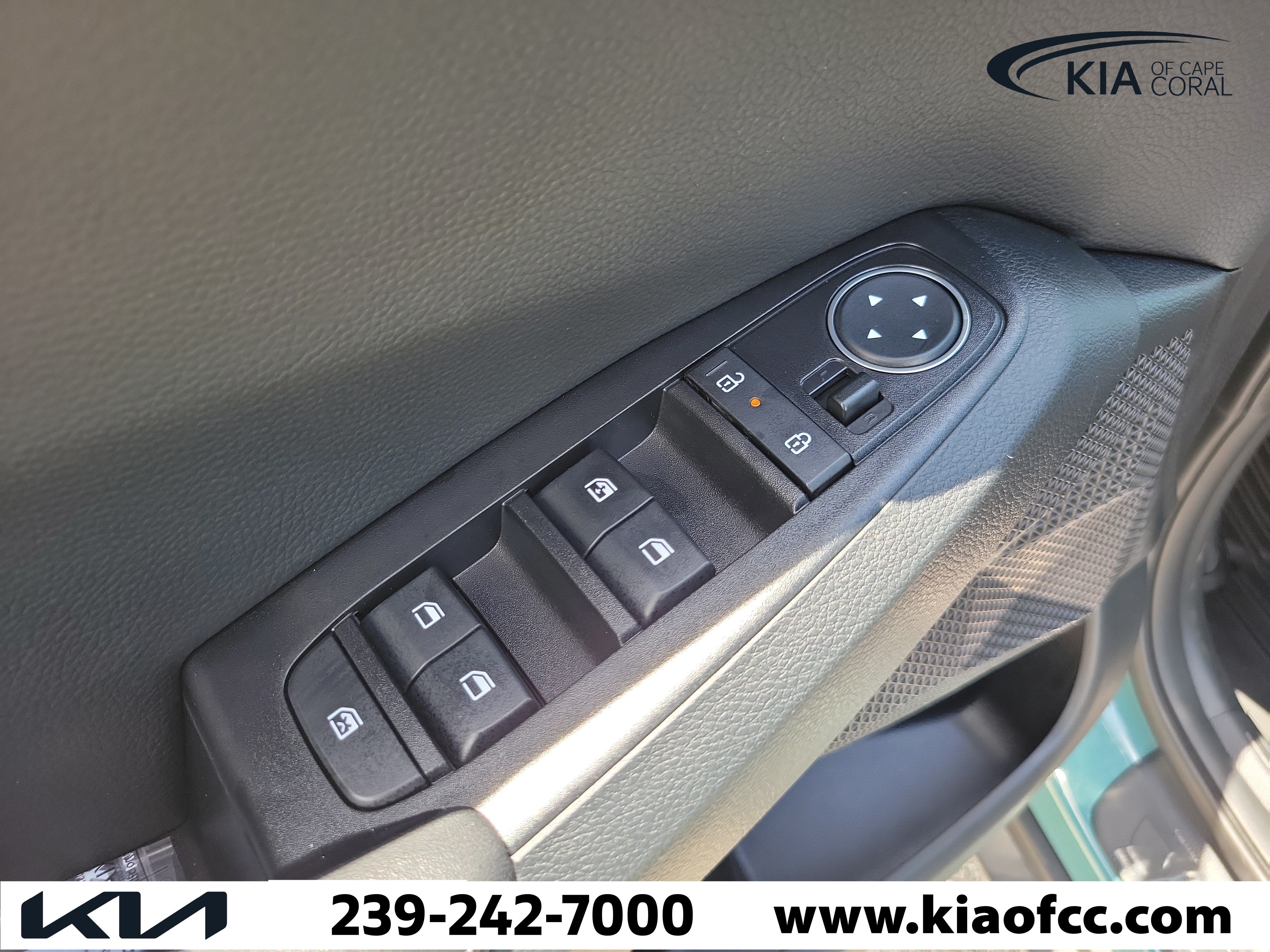 New 2026 Kia Seltos S FWD image 20