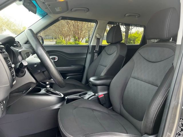 Used 2017 Kia Soul image 12
