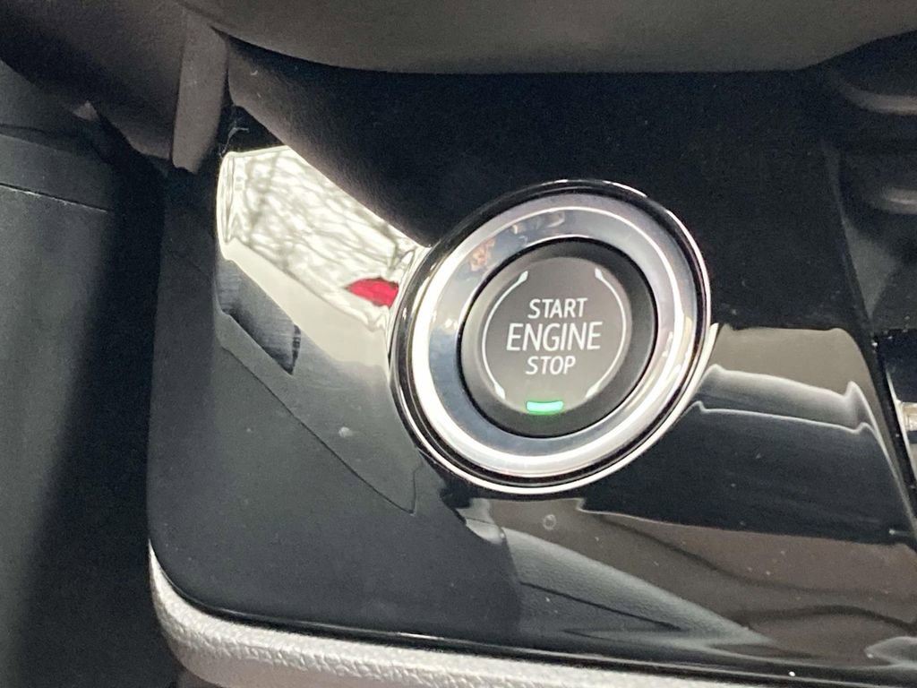 Used 2025 Buick Envision Avenir image 18