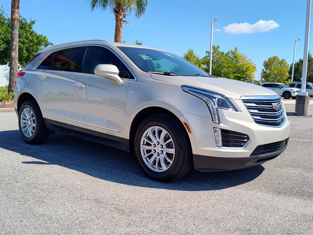 Used 2017 Cadillac XT5 FWD image 11