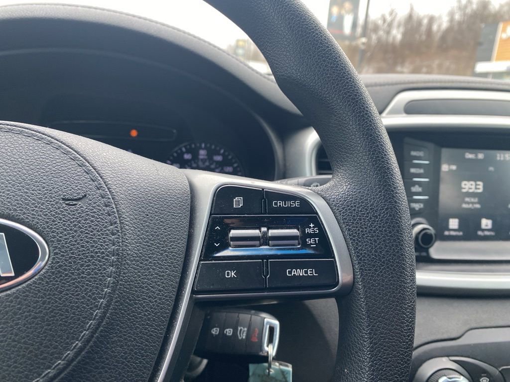Used 2019 Kia Sorento LX image 8