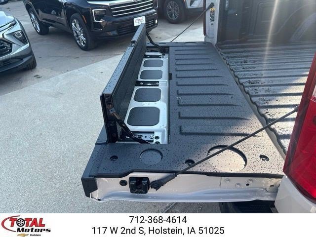 New 2026 Chevrolet Silverado 1500 ZR2 w/ Dark Appearance Package AWD/4WD image 45