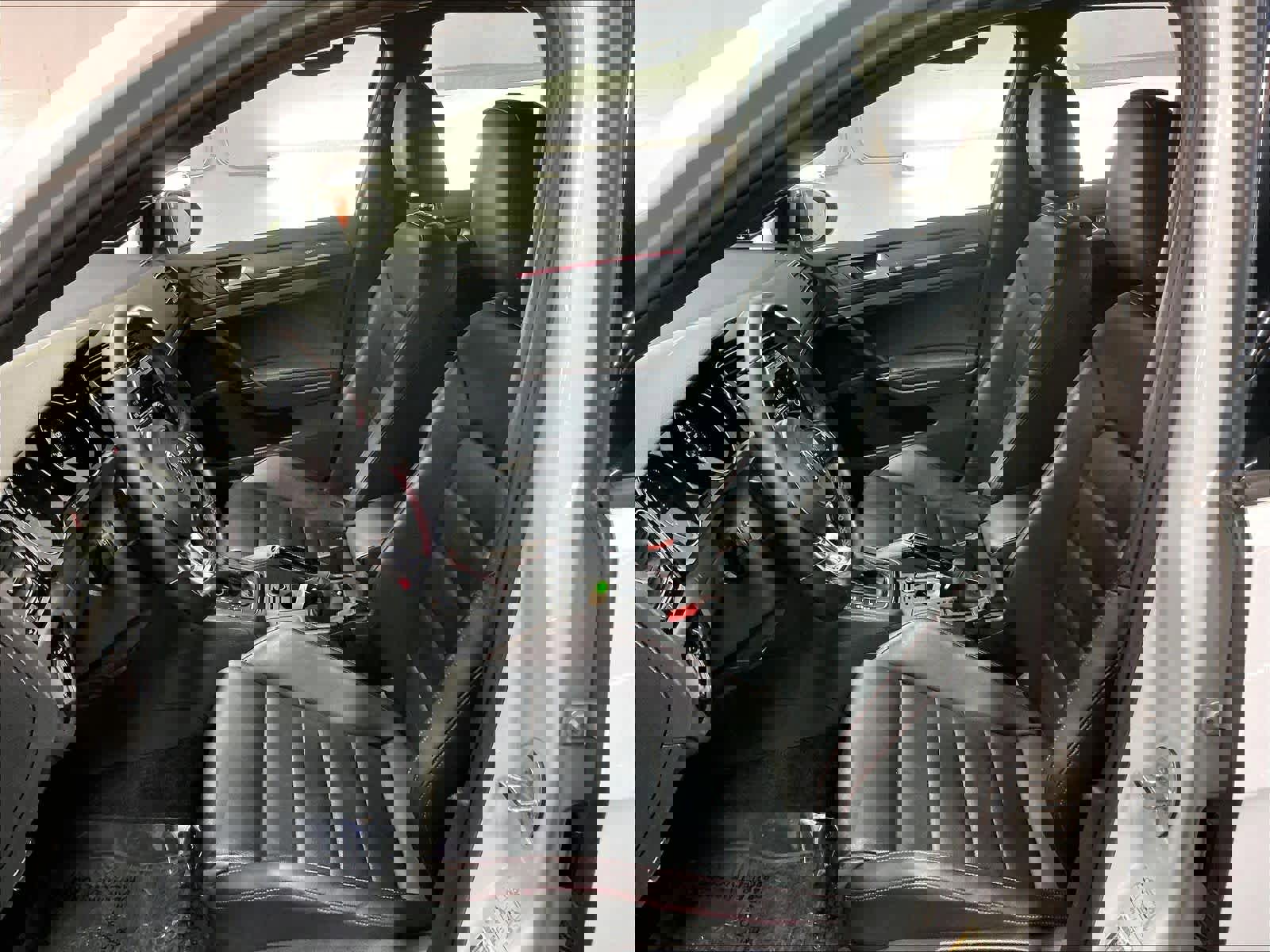 Used 2019 Volkswagen GTI SE image 25