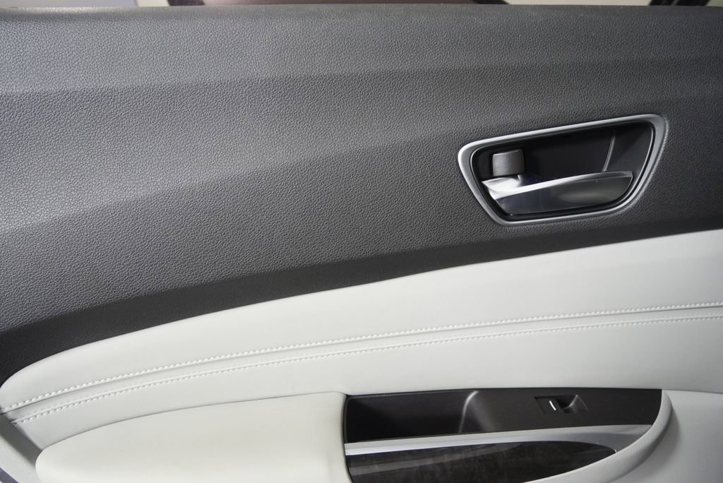 Used 2019 Acura TLX FWD image 13