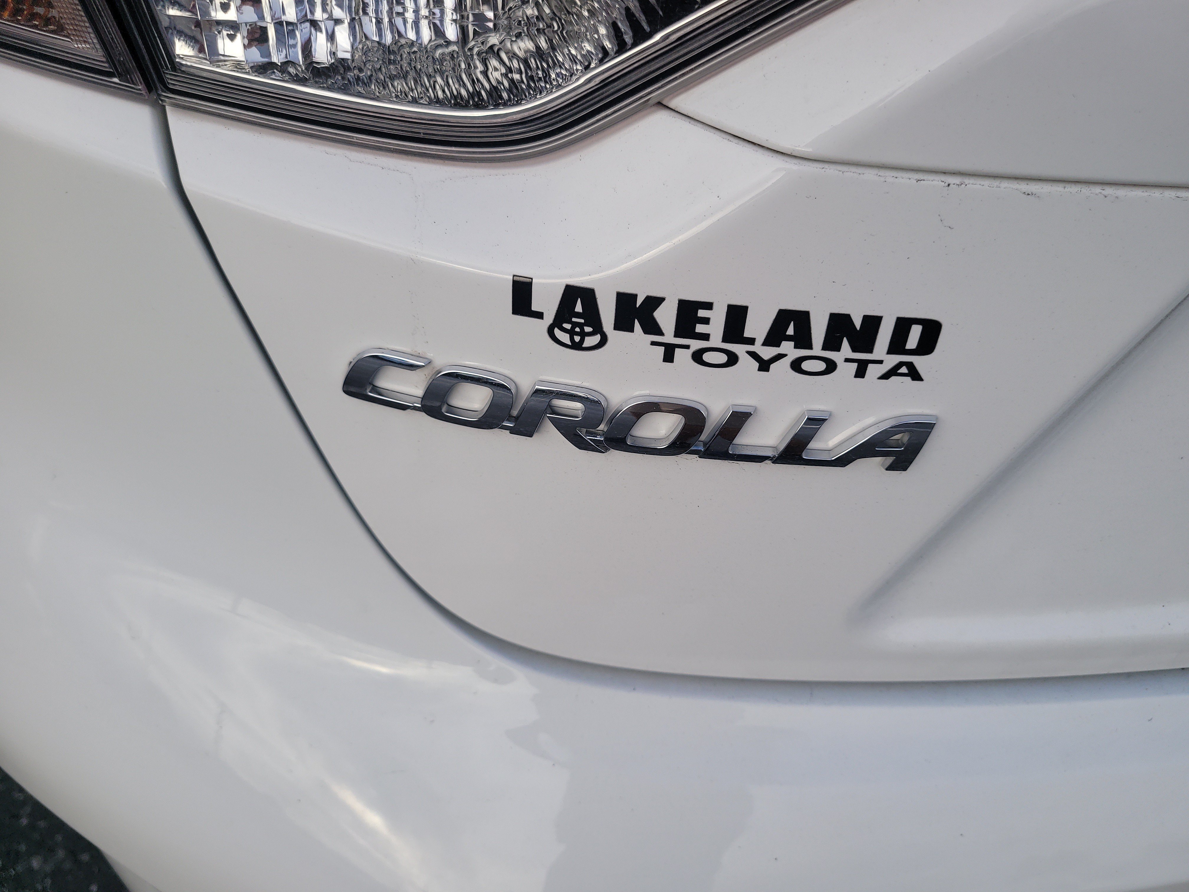 Certified 2025 Toyota Corolla LE FWD image 11