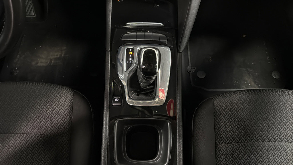 Used 2018 Buick Regal Preferred image 37