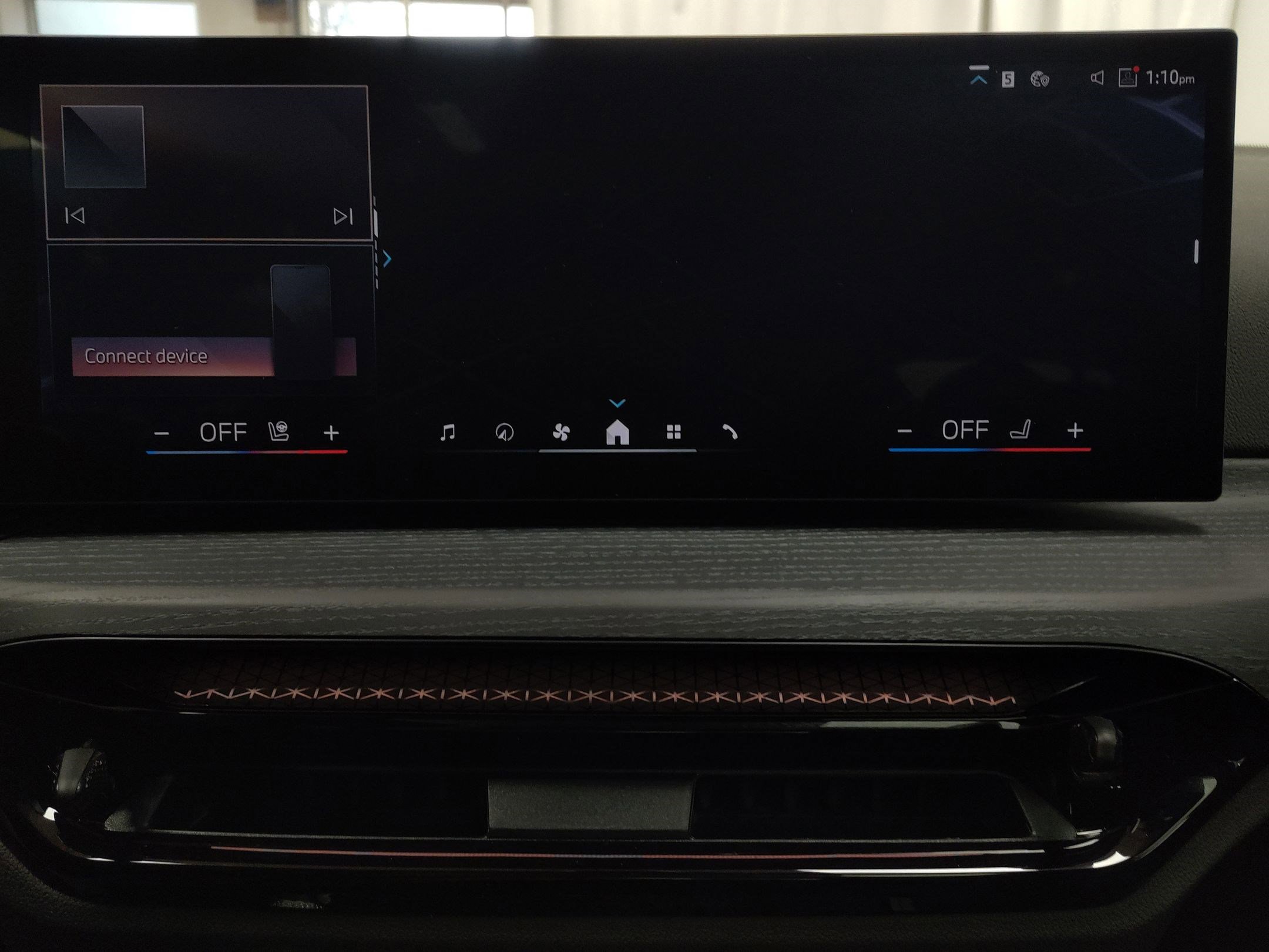 New 2026 BMW 330i xDrive Sedan w/ M Sport Package image 16