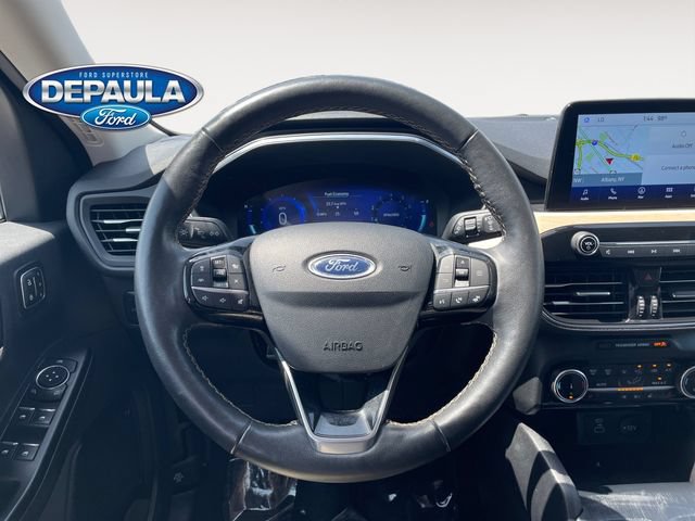 Certified 2022 Ford Escape Titanium w/ Titanium Elite Package AWD/4WD image 15