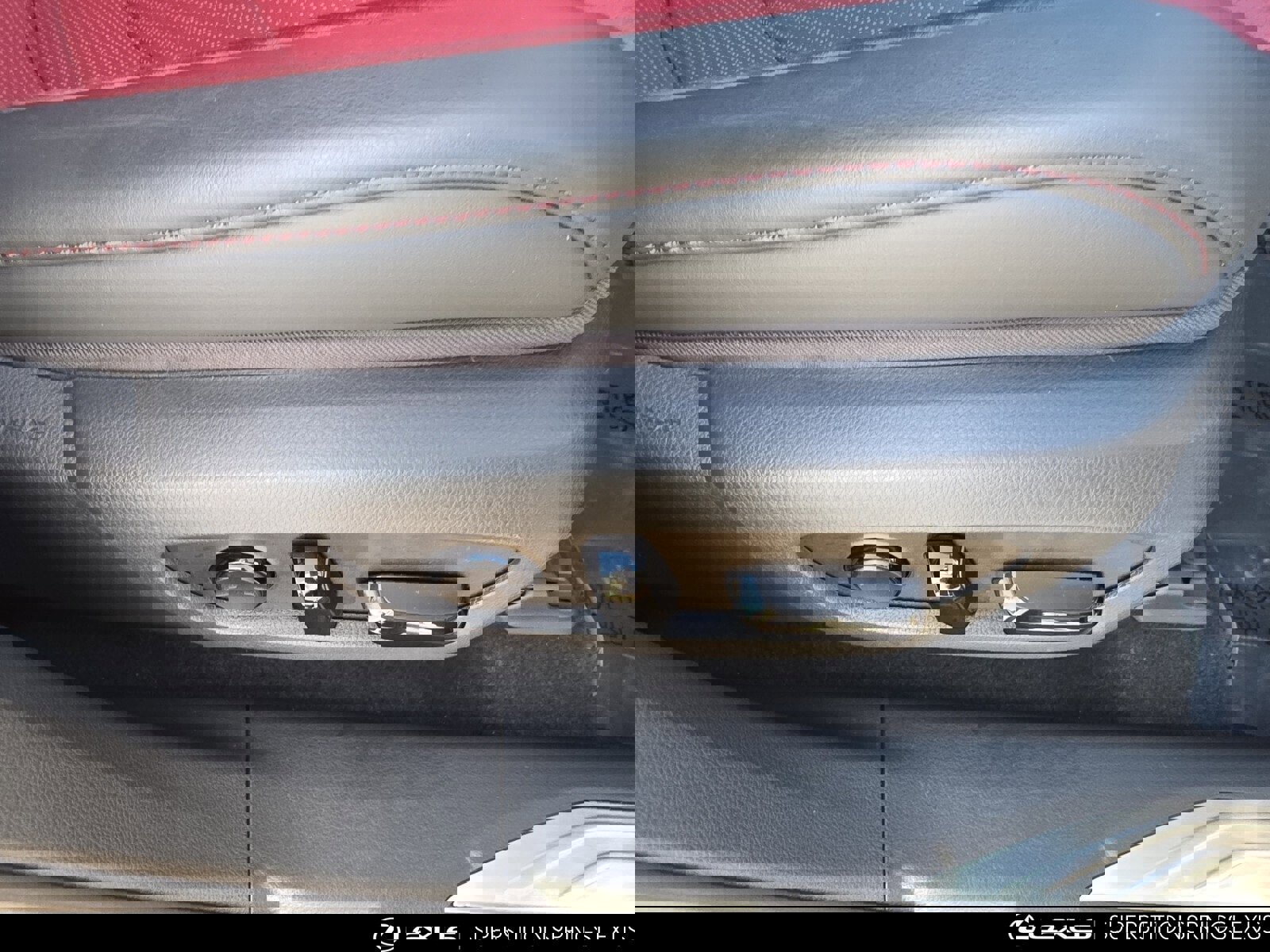 Certified 2023 Lexus RX 500h F Sport image 33