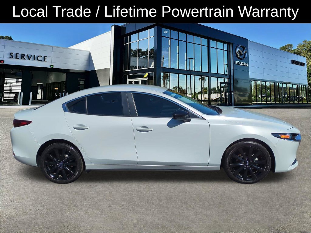 Used 2024 MAZDA MAZDA3 s FWD image 3