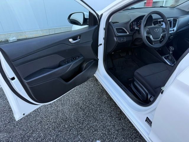 Used 2018 Hyundai Accent SE image 17