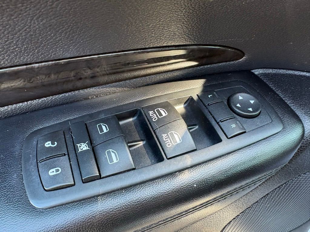 Used 2016 Dodge Durango Limited w/ Nav & Power Liftgate Group image 21