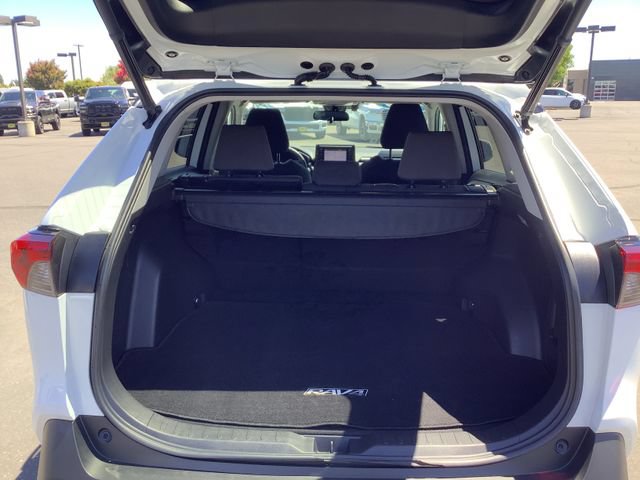 Used 2019 Toyota RAV4 XLE w/ Convenience Package AWD/4WD image 30