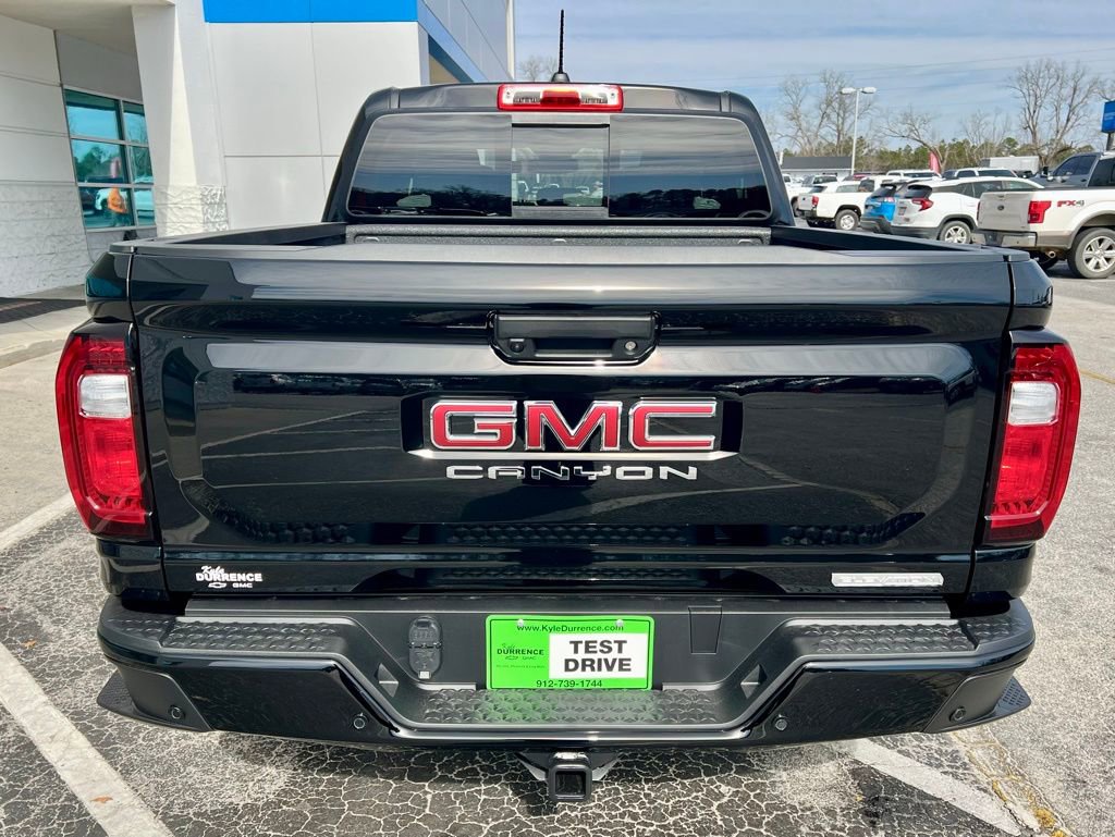 New 2026 GMC Canyon Elevation w/ Convenience Package image 4