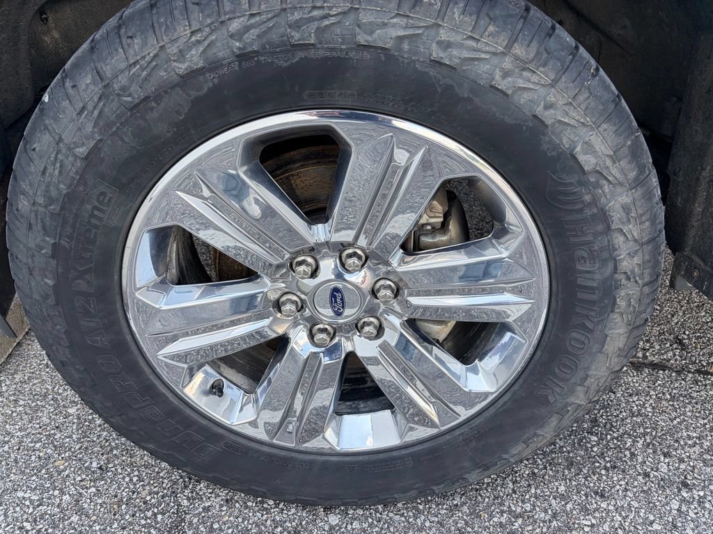 Used 2019 Ford F150 XLT w/ Equipment Group 302A Luxury AWD/4WD image 44