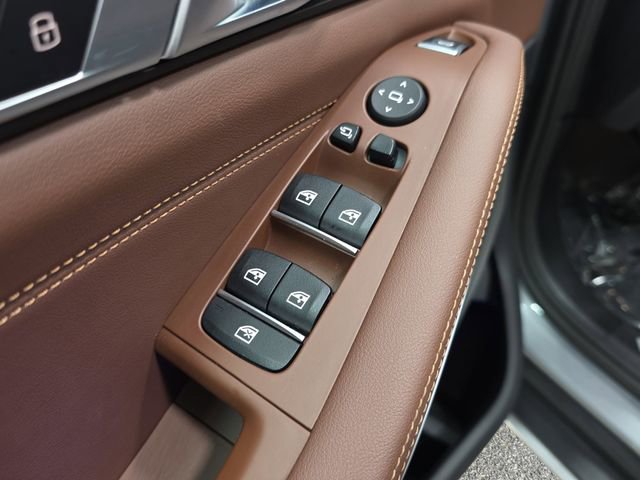 Certified 2026 BMW X5 xDrive40i w/ Premium Package image 25