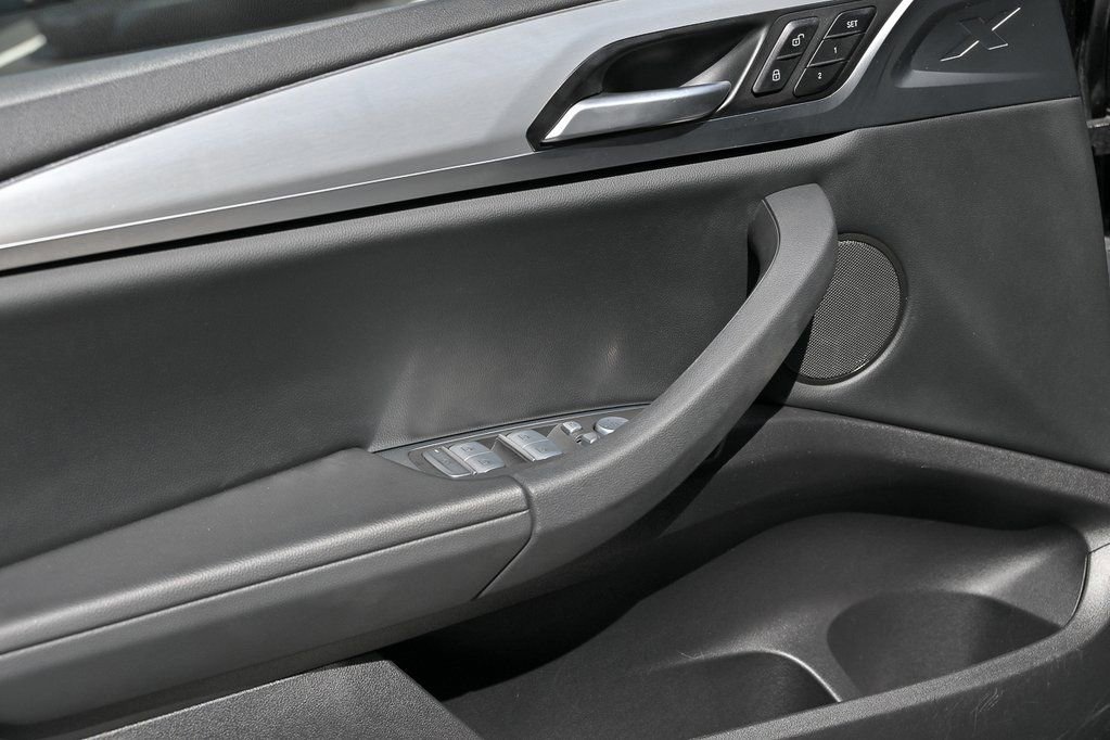 Used 2023 BMW X3 xDrive30i w/ Premium Package image 12