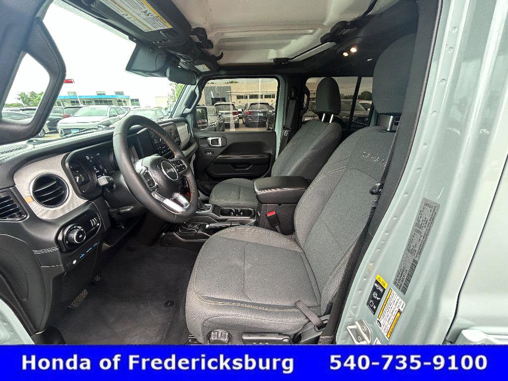 Used 2024 Jeep Wrangler Sahara AWD/4WD image 16