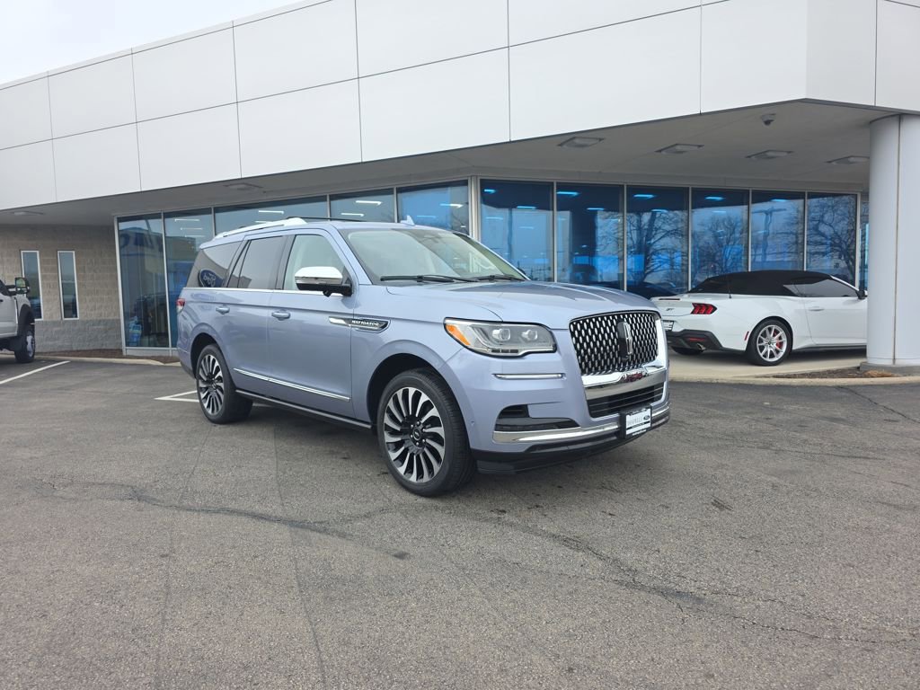 Used 2022 Lincoln Navigator Black Label image 5