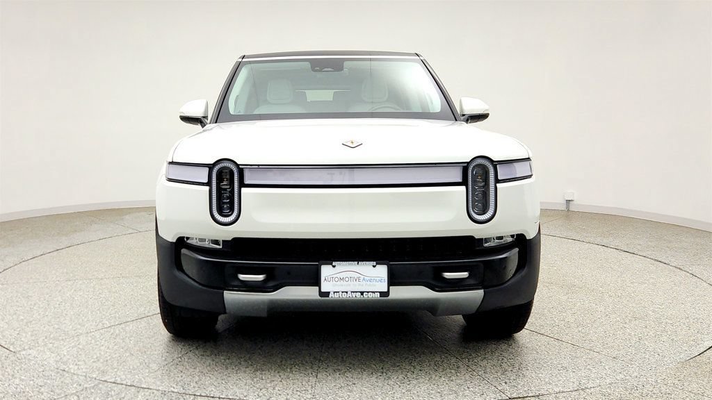 Used 2024 Rivian R1S Adventure AWD/4WD image 2
