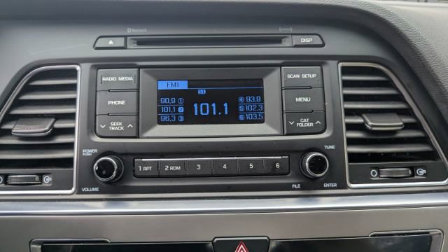 Used 2015 Hyundai Sonata SE image 32