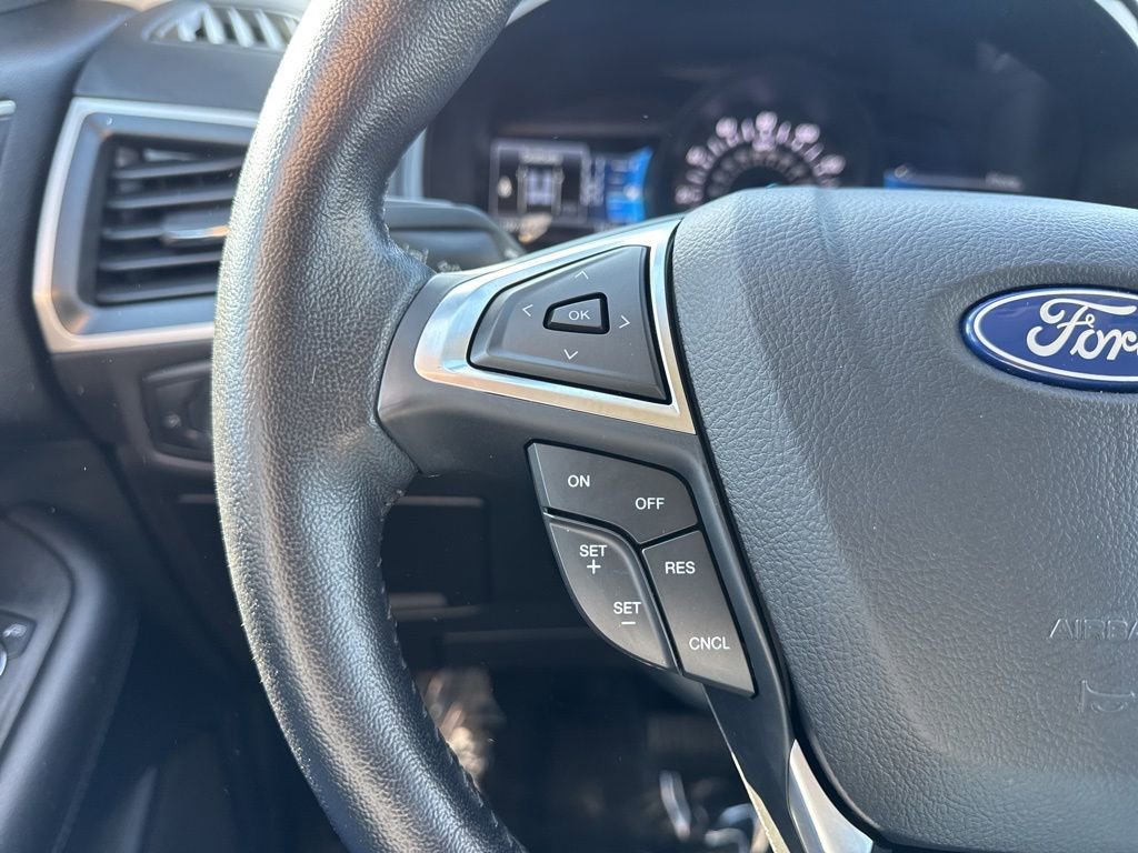 Used 2023 Ford Edge SEL image 14