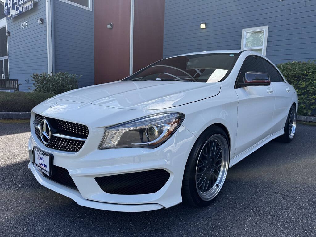 Used 2016 Mercedes-Benz CLA 250 4MATIC w/ Sport Package image 6