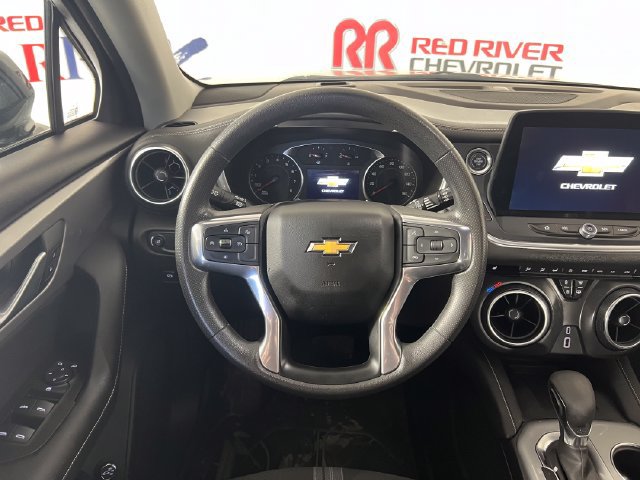 Used 2024 Chevrolet Blazer LT w/ Convenience Package FWD image 14