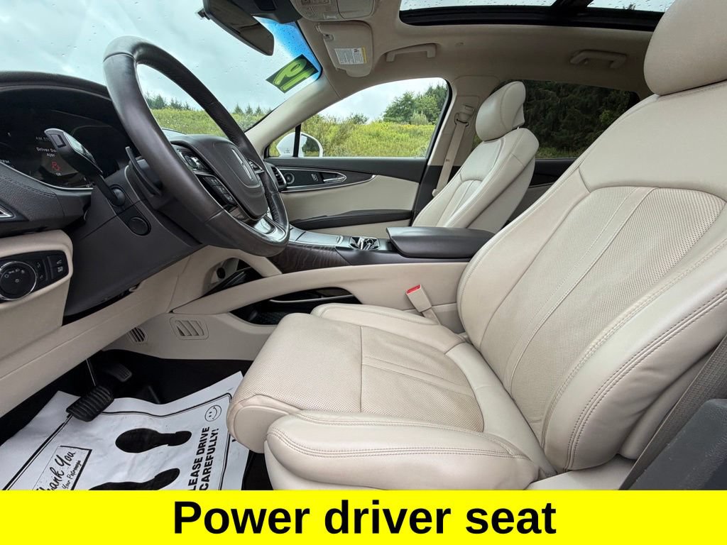 Used 2019 Lincoln Nautilus Reserve AWD/4WD image 16