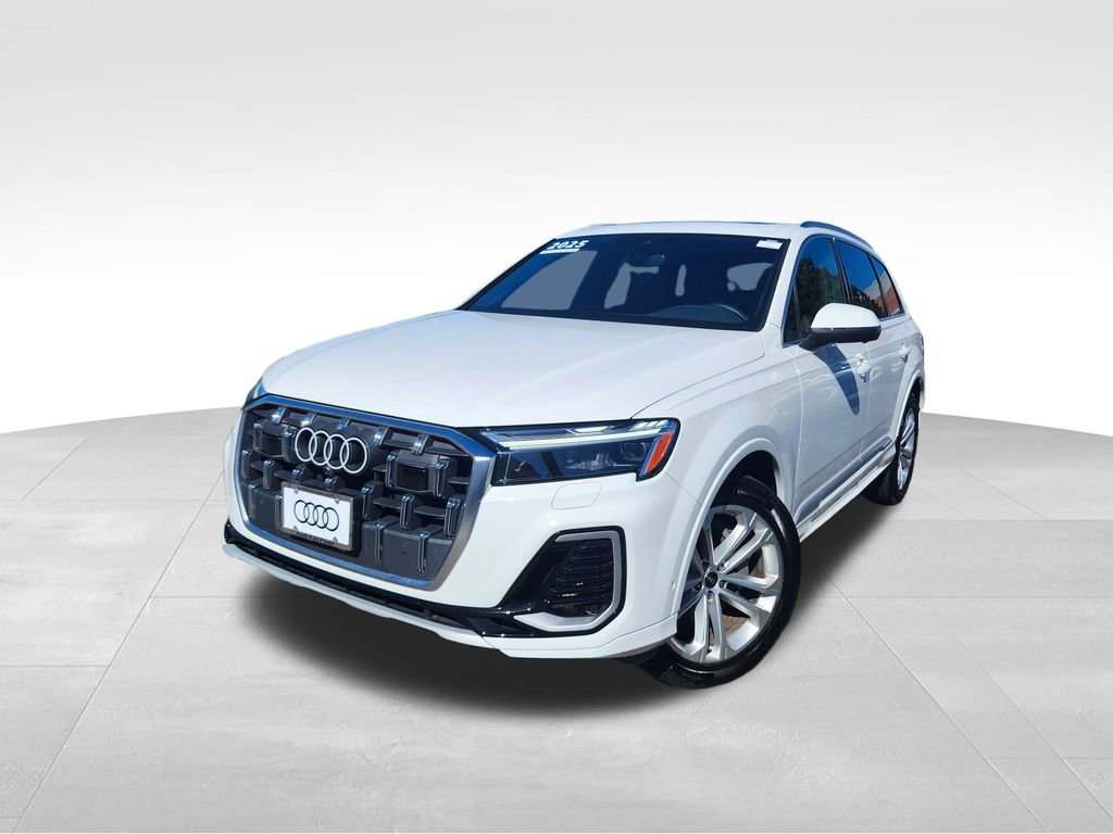 Used 2025 Audi Q7 3.0T Premium Plus image 3