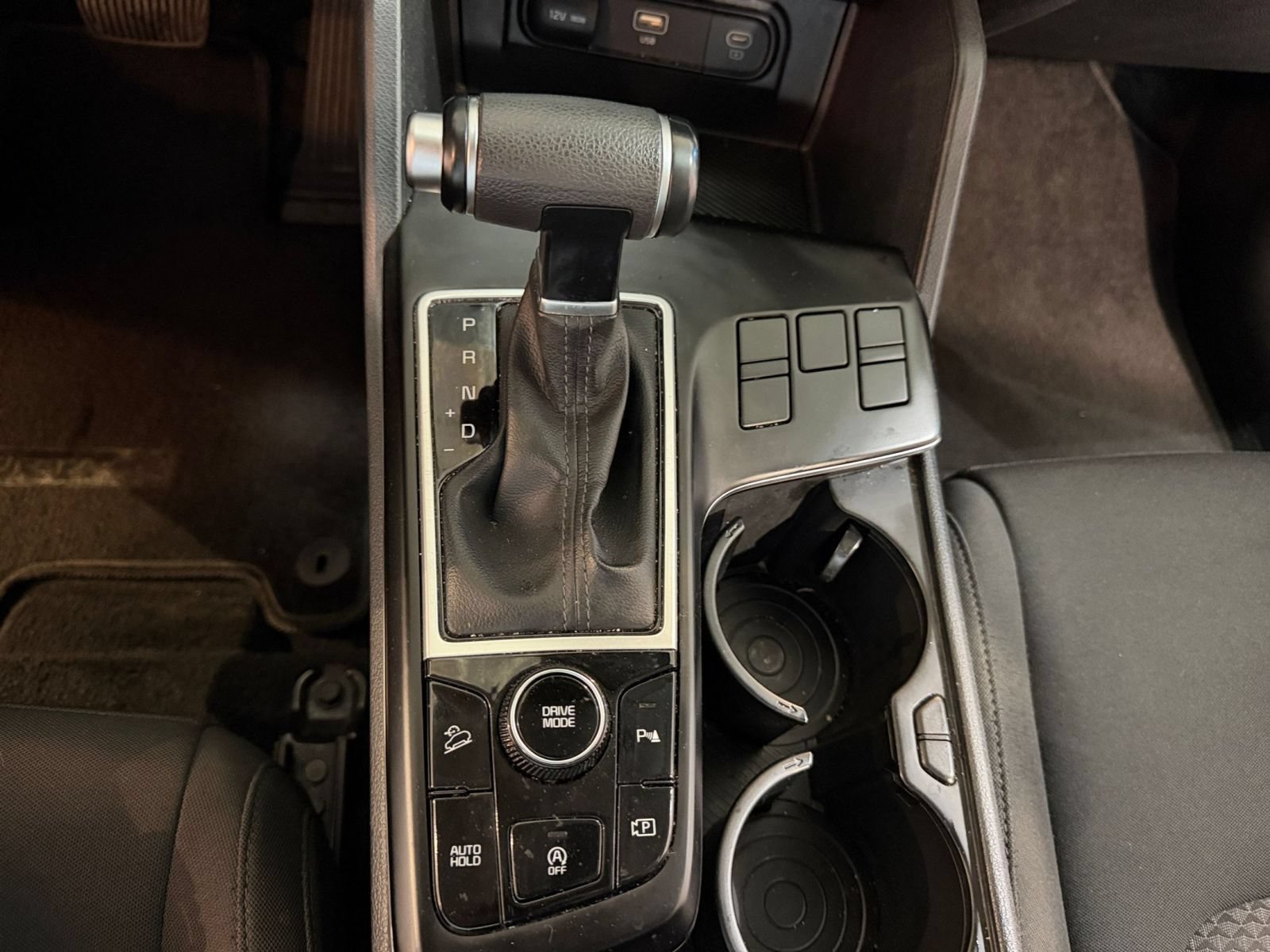 Used 2024 Kia Sportage LX FWD image 40