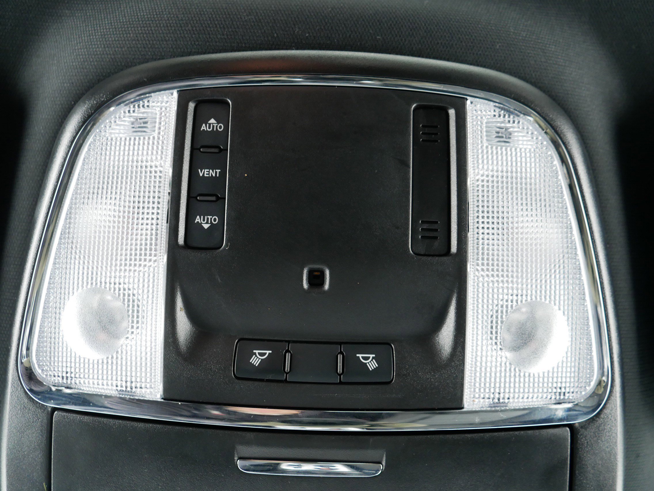 Used 2021 Jeep Grand Cherokee Laredo image 31