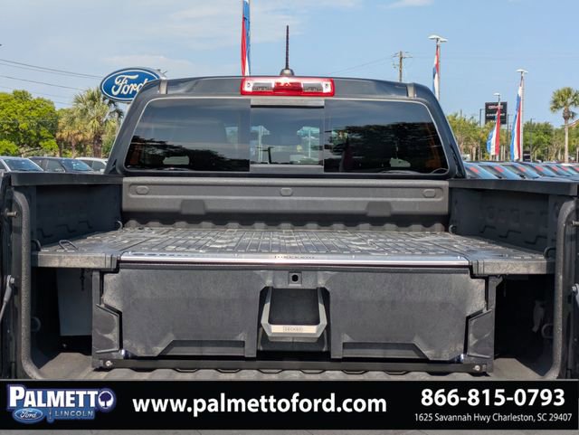 Used 2024 Chevrolet Colorado ZR2 w/ ZR2 Convenience Package III AWD/4WD image 12