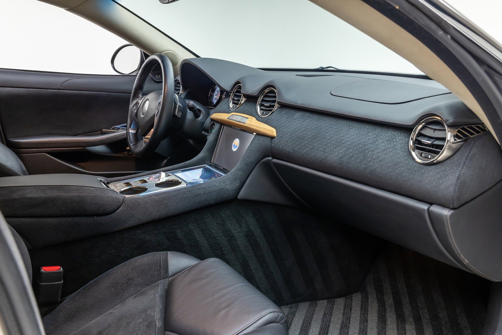 Used 2012 Fisker Karma EcoSport image 24