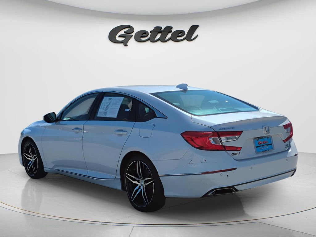 Used 2021 Honda Accord Touring image 6