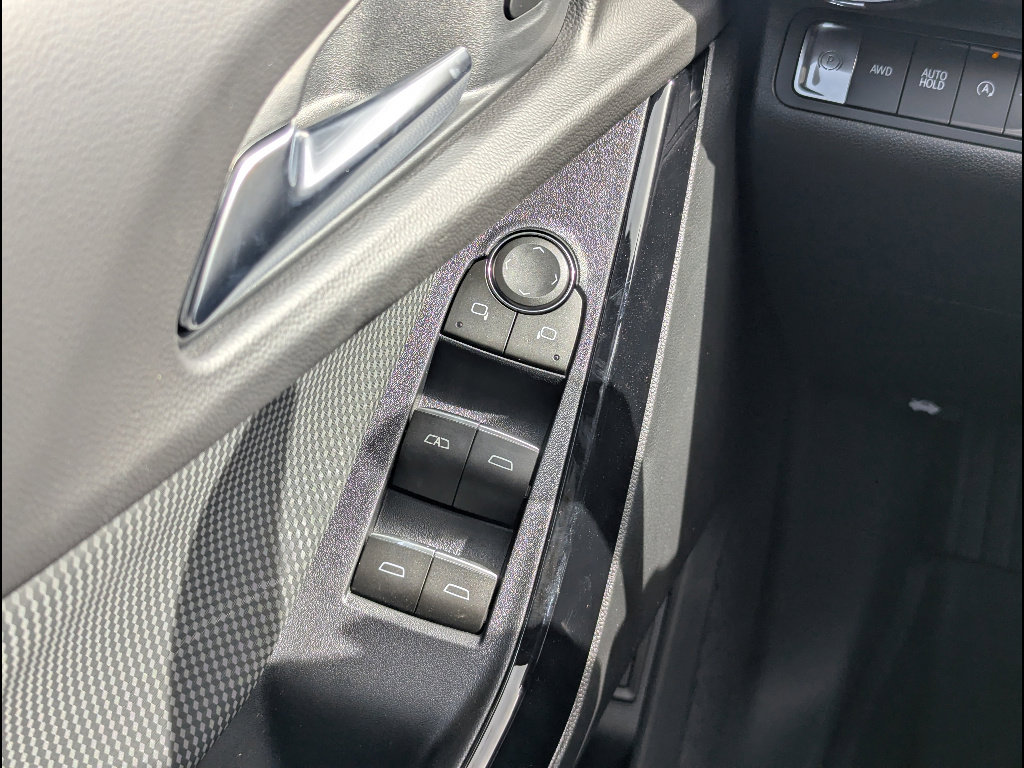 New 2026 Chevrolet Equinox RS w/ LPO, Floor Liner Package image 21