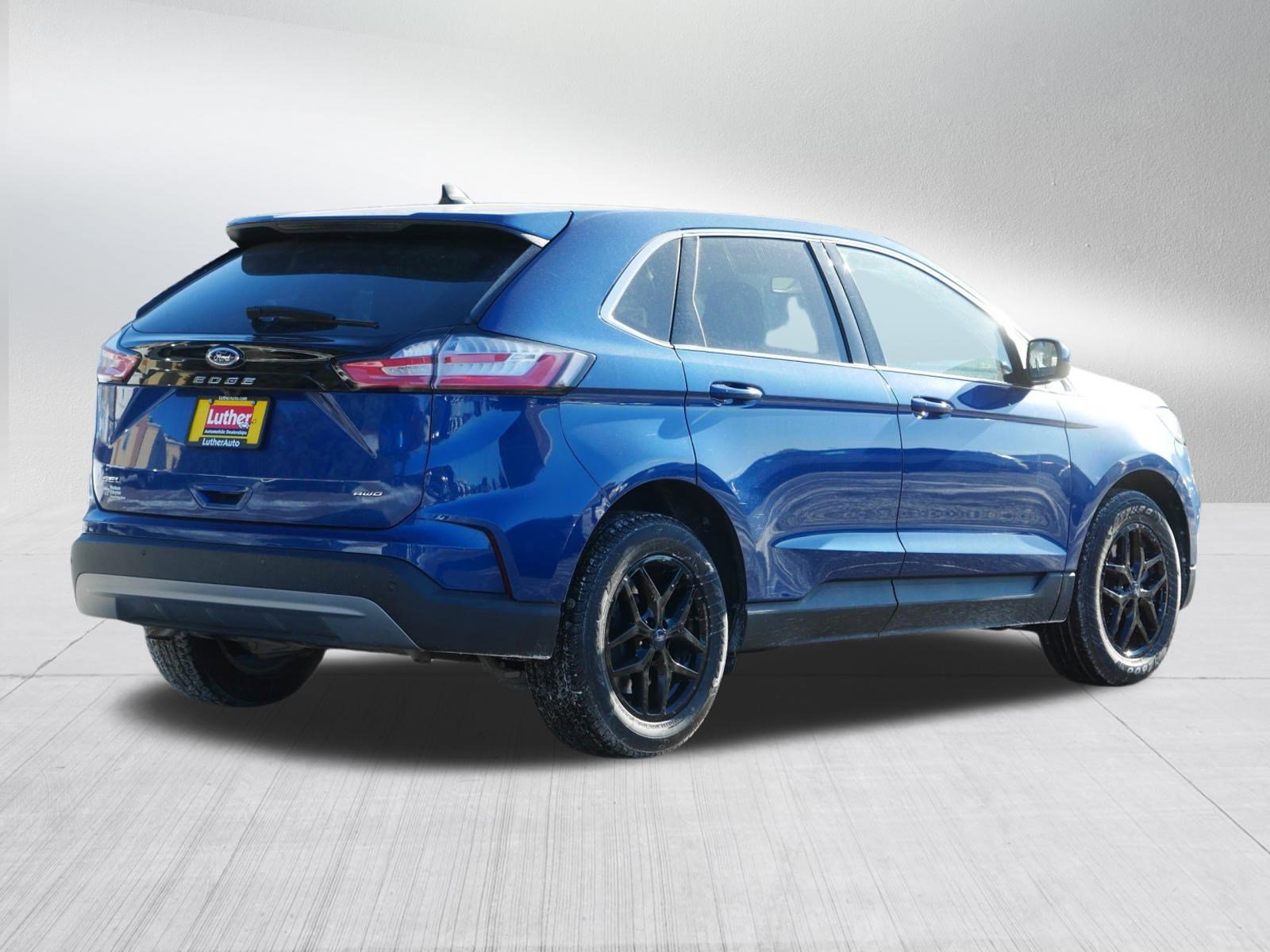 Used 2022 Ford Edge SEL image 7