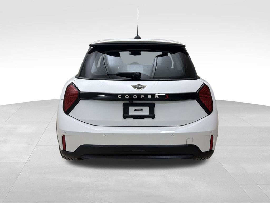 Certified 2025 MINI Cooper S image 8