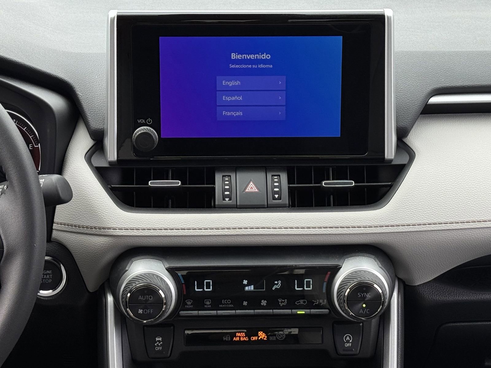 Used 2025 Toyota RAV4 XLE Premium image 18