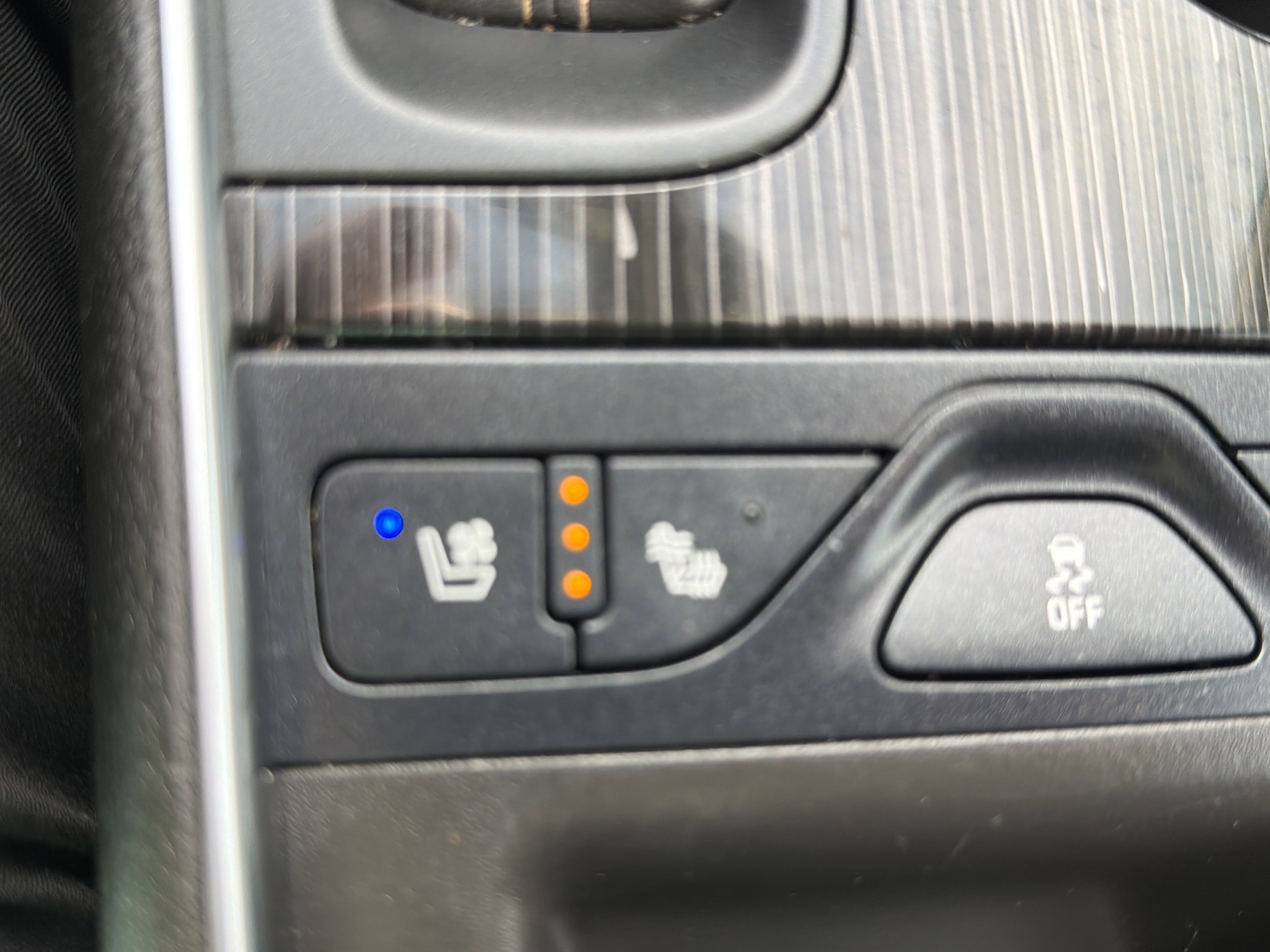 Used 2019 Chevrolet Impala Premier w/ Premier Convenience Package FWD image 39