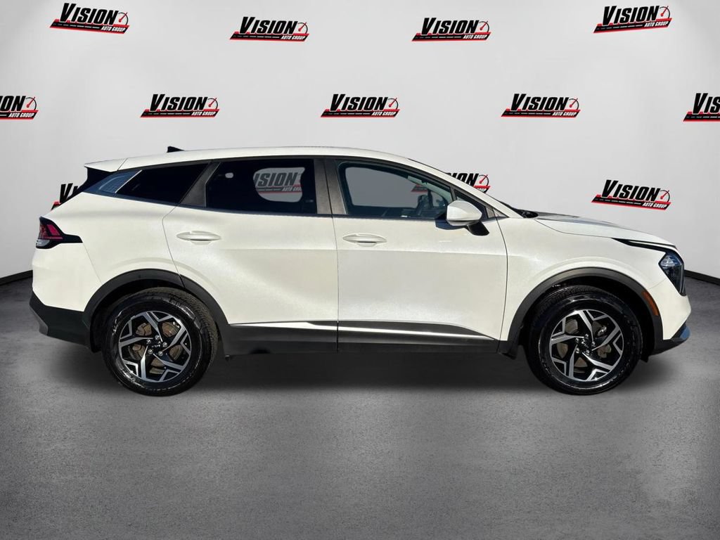 Certified 2023 Kia Sportage LX AWD/4WD image 4